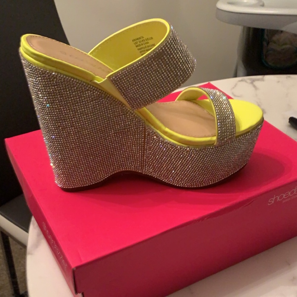 Lime green wedges